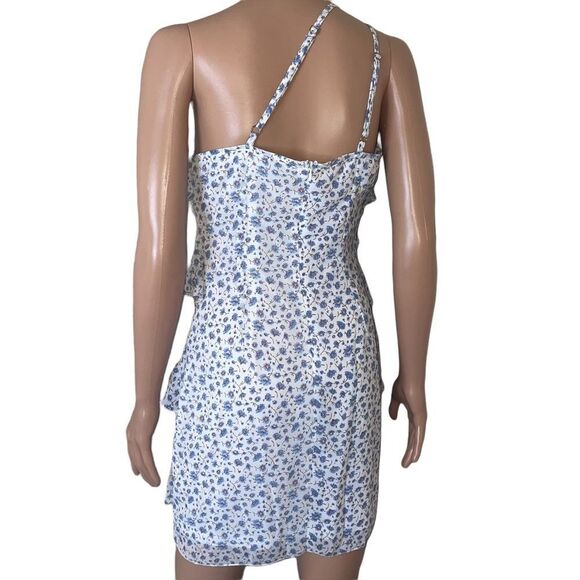 SHEIN SZ M multi tiered ruffles lightweight dress - Picture 4 of 9